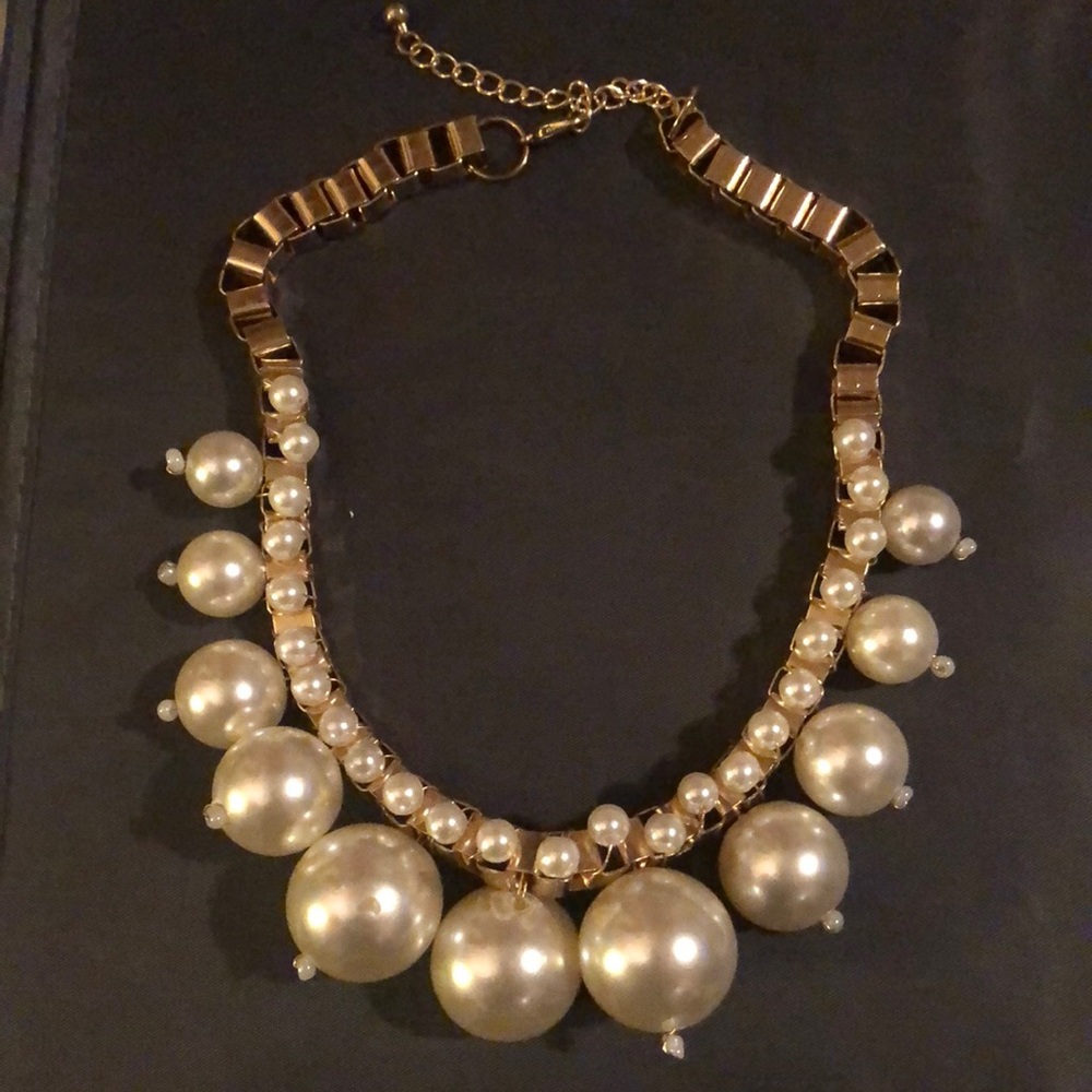 Gold Faux Pearl Necklace
